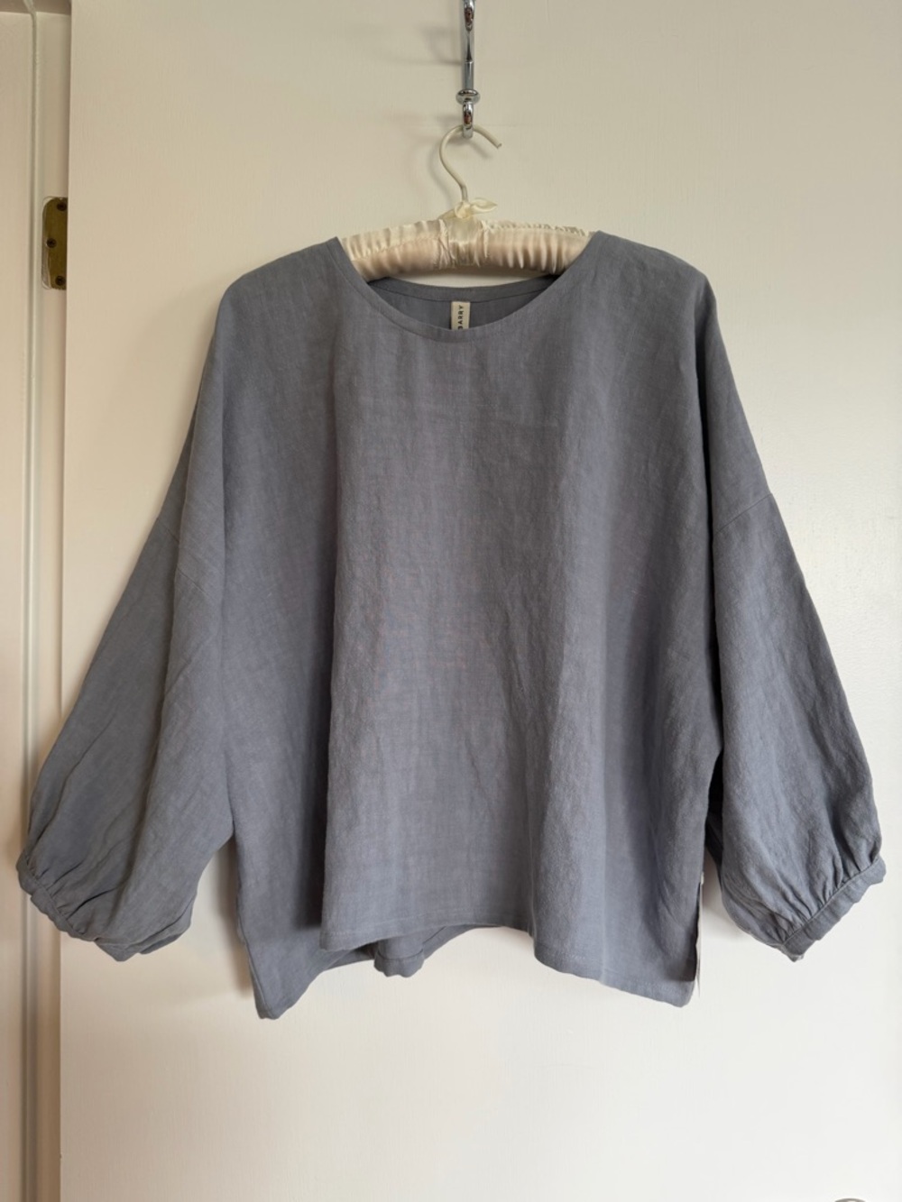 Eli & Barry Puff Top 1 100% linen Cornflower blue brand size 2